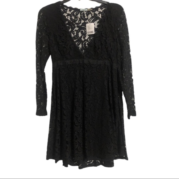 Kimchi Blue Black Lace Dress - Picture 1 of 10